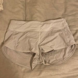 Lululemon size 6 white speed up shorts